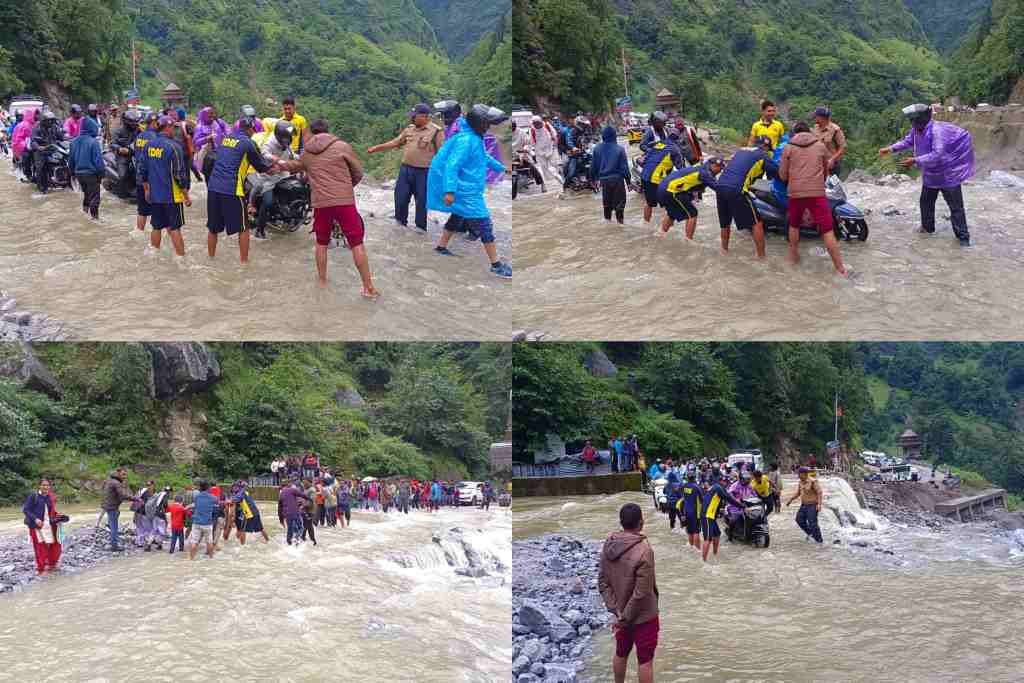 उत्तराखंड में यहाँ SDRF बनी मददगार, यहाँ यात्रियों, स्कूली बच्चों,स्थानीय लोगों को निकाला सुरक्षित।