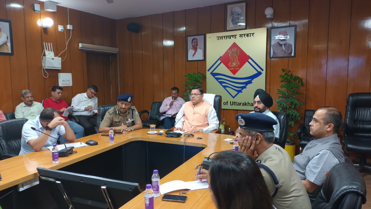 उत्तराखंड में मंत्रियों और आला अधिकारियों का मंथन शिविर टला, नवरात्र के बाद तय होगी तारीख, 29 सितंबर क़ो होना था आयोजन।