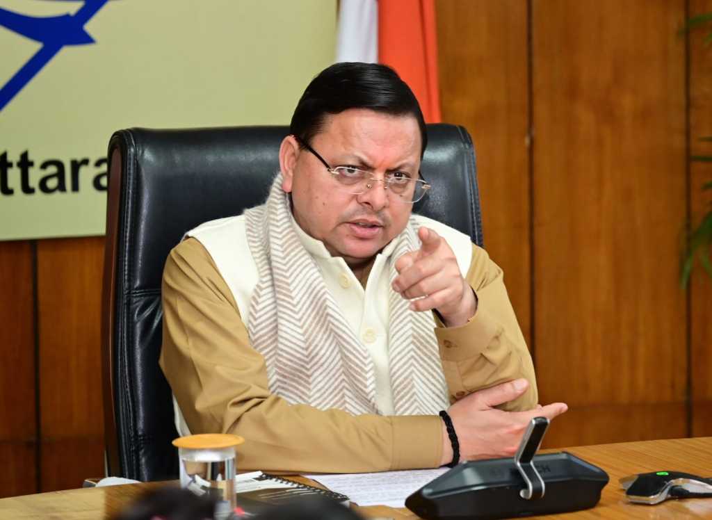 उत्तराखंड में कोविड के नए वेरिएंट JN-1 को लेकर CM धामी अलर्ट, स्वास्थ्य सचिव से लिया फीडबैक।