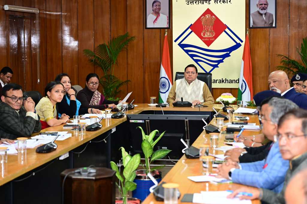 उत्तराखंड में आज मुख्यमंत्री पुष्कर सिंह धामी के निर्देश नशीले पदार्थों पर प्रभावी रोकथाम के लिए कार्ययोजना बनायी जाए।