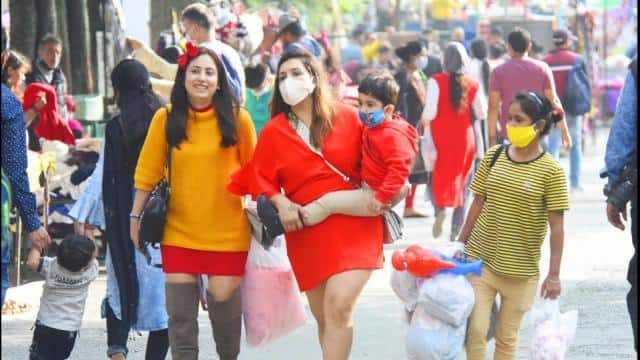 उत्तराखंड के चमोली मे पर्यटक स्थलों पर पर्यटकों की उमड़ी भीड़, जनवरी तक होटलों की एडवांस बुकिंग।