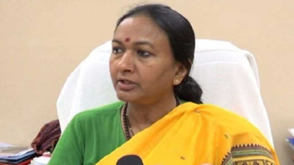 वरिष्ठ आईएएस व अपर मुख्य सचिव राधा रतूड़ी उत्तराखंड की पहली महिला मुख्य सचिव होगी।