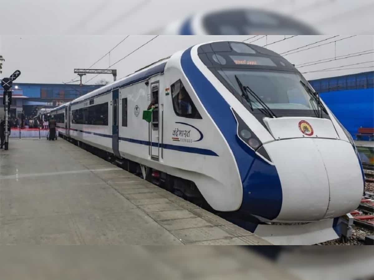 उत्तराखंड में अब दून से दिल्ली रूट पर चलने वाली वंदे भारत ट्रेन बुधवार को भी होगी संचालित, ये अपडेट भी जानें।