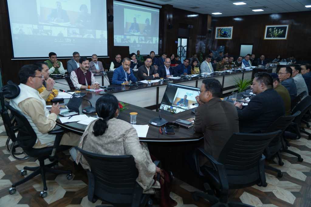 उत्तराखंड में आज मुख्यमंत्री ने चारधाम यात्रा – 2024 की तैयारियों का लिया जायजा, आगामी चारधाम यात्रा की तैयारियों एवं मॉनिटरिंग हेतु कमेटी गठित किए जाने के दिए निर्देश।