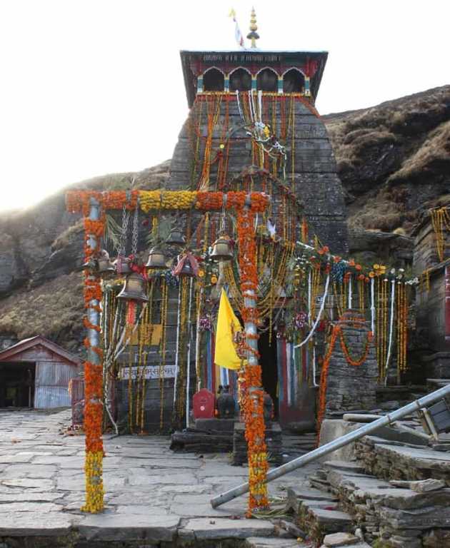 उत्तराखंड के तुंगनाथ मंदिर के पुनरुद्धार में सहयोग करेंगे मुकेश अंबानी, गर्भगृह और बाहरी दीवारों पर हैं दरारें।