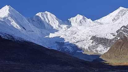 उत्तराखंड में अब आफत बनेगी वसुधरा ग्लेशियर झील, मौसम परिवर्तन से पिघल रहे ग्लेशियर, झीलों का बढ़ रहा आकार।