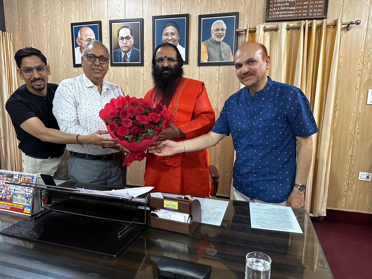 तनाव मुक्त युवा ही होते हैं सशक्त राष्ट्र की नींव- श्रीमहंत रविन्द्र पुरी ।