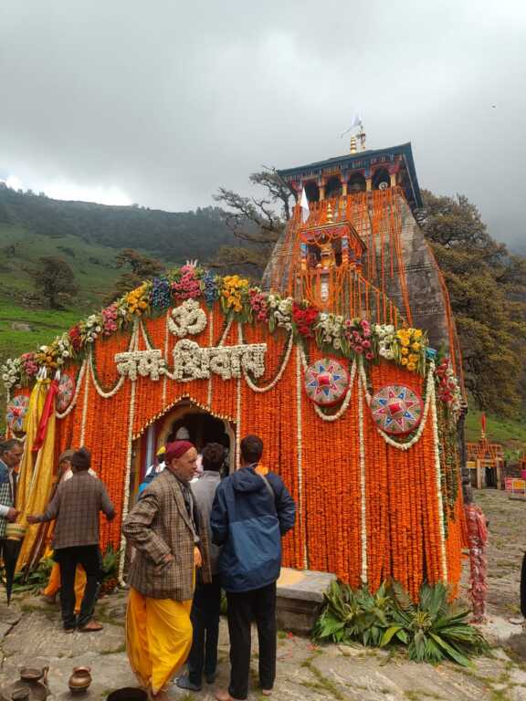 उत्तराखंड में अबबदरीनाथ केदारनाथ मंदिर समिति से जुड़े 45 अन्य मंदिरों यात्रा व्यवस्था को भव्य बनाया जायेगा – हेमंत द्विवेदी।