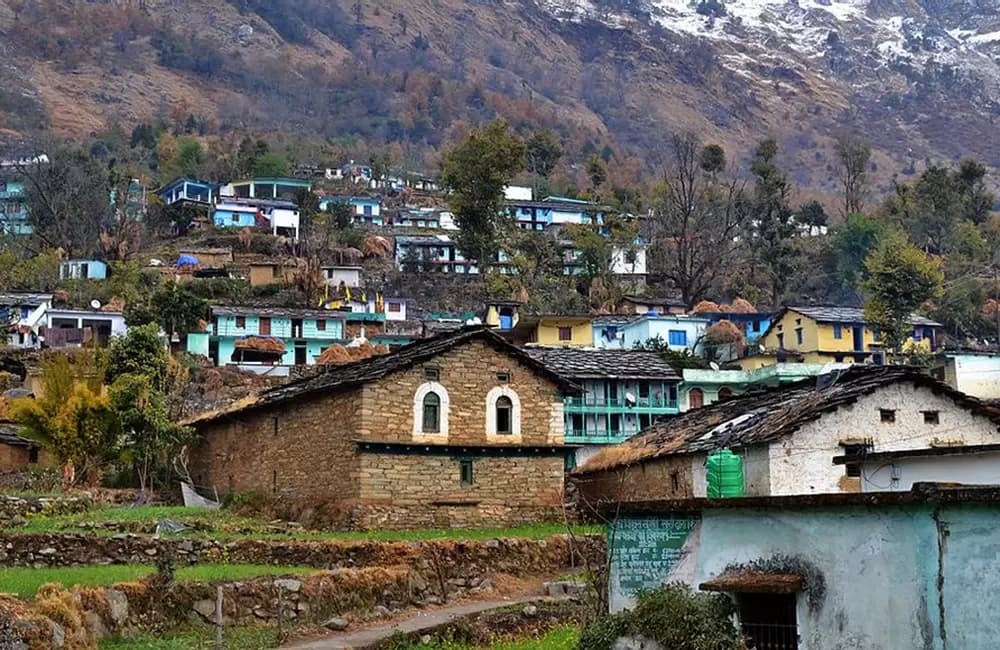 उत्तराखंड में “टूरिस्ट विलेज सारी” “ग्रामीण पर्यटन का सफल उदाहरण बना रुद्रप्रयाग का सारी गांव”