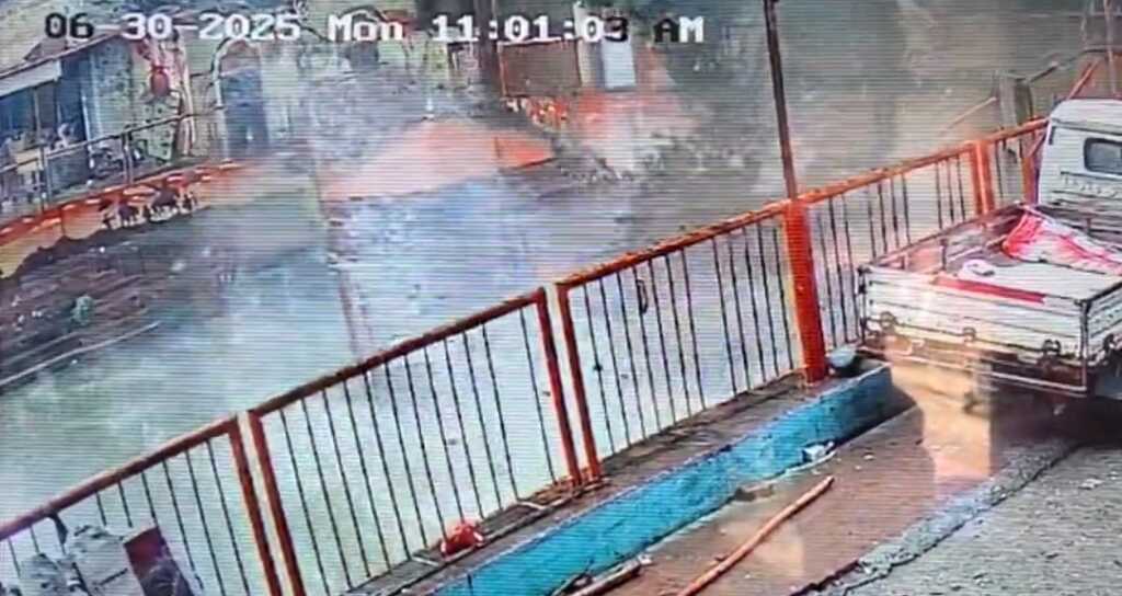 उत्तराखंड के हरिद्वार में भीमगोडा मंदिर पर भूस्खलन, पौराणिक शिवलिंग क्षतिग्रस्त।