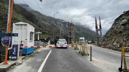 उत्तराखंड के उच्च हिमालयी क्षेत्र में पहला फास्टैग बैरियर शुरू, यात्री करेंगे ईको टूरिज्म शुल्क का डिजिटल शुभारंभ।