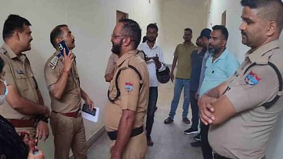 उत्तराखंड में यहाँ छात्रावास में झारखंड की छात्रा ने किया सुसाइड, पंखे से लटका मिला शव।
