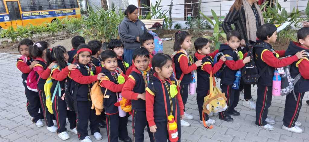 उत्तराखंड में सैलानियों को भा रहा सिटी फॉरेस्ट पार्क, पर्यटकों ने की एमडीडीए द्वारा दी जा रही सुविधाओं की तारीफ।