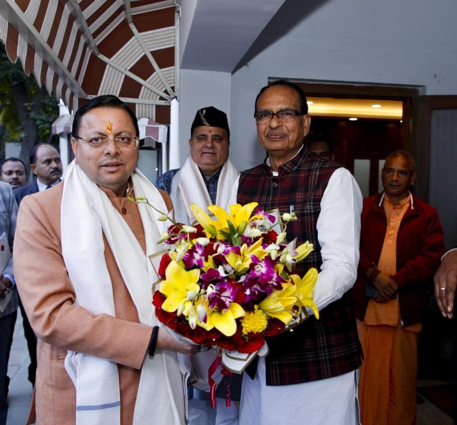 उत्तराखण्ड की 184 ग्रामीण सड़कों के निर्माण के लिए ग्रामीण विकास मंत्रालय भारत सरकार ने मंजूर की रू. 1700 करोड़ रुपये की धनराशि।