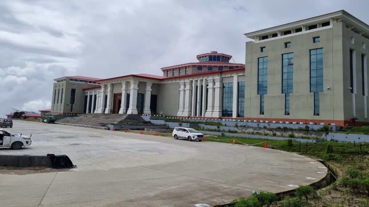 उत्तराखंड में सीएम धामी ने किया साफ, ग्रीष्मकालीन राजधानी गैरसैंण में ही होगा विधानसभा का बजट सत्र।