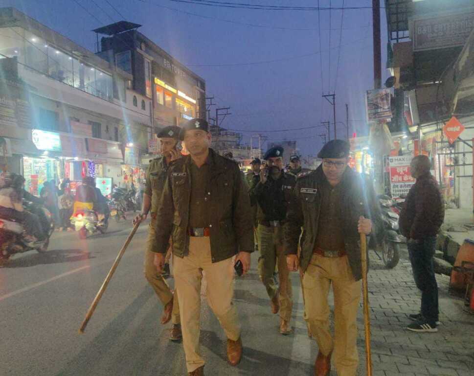 उत्तराखंड के मसूरी क्षेत्र में केम्प्टी फाँल रोड के लेण्डस्लाइड होने के कारण रूट डाइवर्ट प्लान।