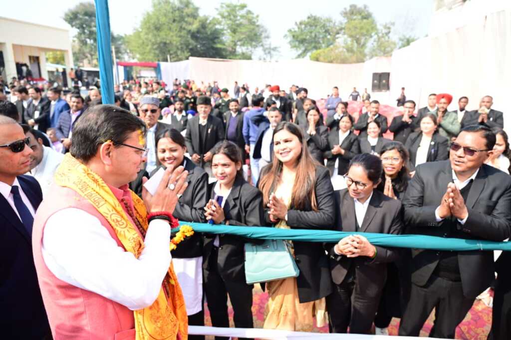 उत्तराखंड में मुख्यमंत्री धामी ने महाशिवरात्रि के पावन अवसर पर एक करोड़ की लागत से खटीमा सिविल न्यायालय में अधिवक्ताओं हेतु नव निर्मित चैम्बर का लोकार्पण किया।