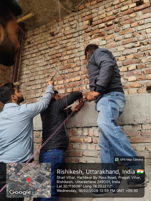 उत्तराखंड में अवैध निर्माण पर एमडीडीए की सख्त कार्रवाई, ऋषिकेश में बहुमंजिला भवन सील।