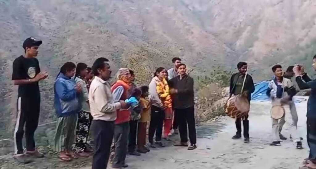 उत्तराखंड में रुद्रप्रयाग की बेटी का उत्तराखंड महिला अंडर- 23 क्रिकेट टीम में चयन, गांव में हुआ भव्य स्वागत।