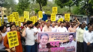 उत्तराखंड में वन ग्रामों को राजस्व गांव का दर्जा दिलाने के लिए हरीश रावत ने भरी हुंकार, रामनगर में निकाली पदयात्रा।