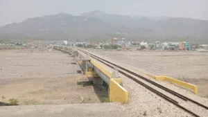 उत्तराखंड में ऋषिकेश-कर्णप्रयाग रेल प्रोजेक्ट में मई से बिछेगा ट्रैक, ट्रायल ट्रेन को लेकर आया बड़ा अपडेट।