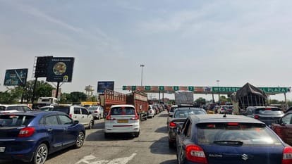 उत्तराखंड में चारधाम यात्रा का दिल्ली-दून हाईवे पर असर, मेरठ में सिवाया टोल पर जाम, 24 घंटे में गुजरे 50 हजार वाहन।