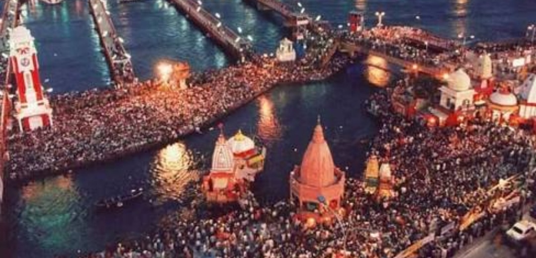उत्तराखंड के हरिद्वार में अर्धकुंभ 2027: हर की पैड़ी से मंदिरों तक बनेंगे फुटपाथ, कई सड़कों का होगा कायाकल्प।