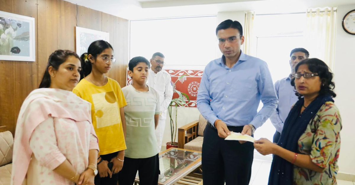 उत्तराखंड की राजधानी में कैंसर से जूझ रही विधवा सुनीता के लिए फरिश्ता बना जिला प्रशासन, बच्चों की पढ़ाई से इलाज तक मिला सहारा।