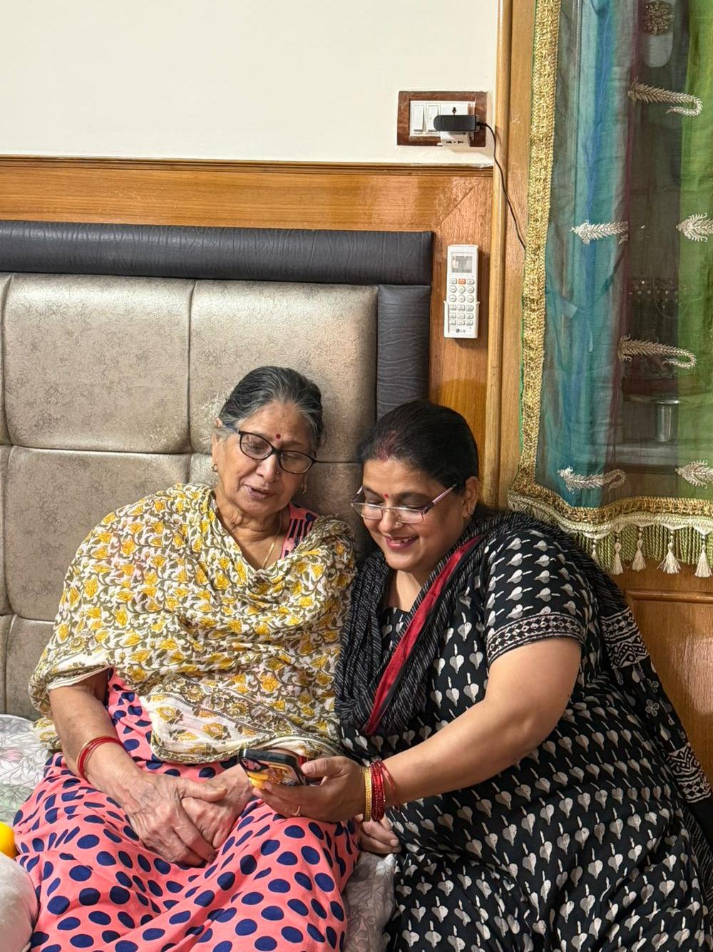 उत्तराखंड के हरिद्वार में मदर्स डे पर श्री वैश्य बंधु महिला विंग की ऑनलाइन बेकिंग क्लास का किया आयोजन।