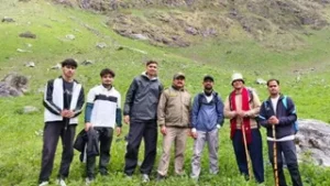उत्तराखंड में विश्व धरोहर फूलों की घाटी पर्यटकों के लिए खुली, पहले दिन 108 ने किया दीदार।