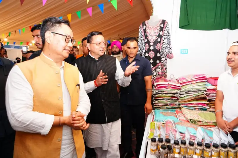 उत्तराखंड की राजधानी में मुख्यमंत्री धामी एवं केंद्रीय मंत्री किरेन रिजिजू ने किया छठे ‘लोक संवर्धन पर्व’ का शुभारंभ।