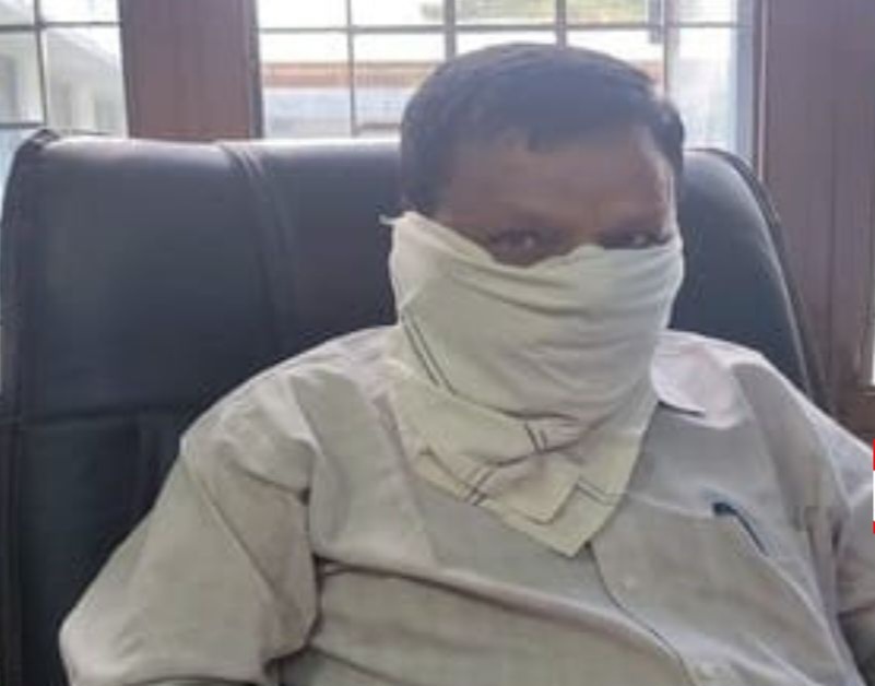 उत्तराखंड में यहाँ 40 हजार रुपये की घूस लेते उरेडा का परियोजना रंगे हाथ गिरफ्तार।