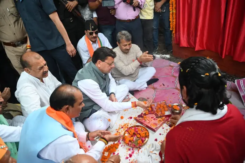 उत्तराखंड में मुख्यमंत्री धामी ने धनगढ़ी सेतु का किया लोकार्पण, कुमाऊँ-गढ़वाल के बीच सालभर सुगम होगा सफर।