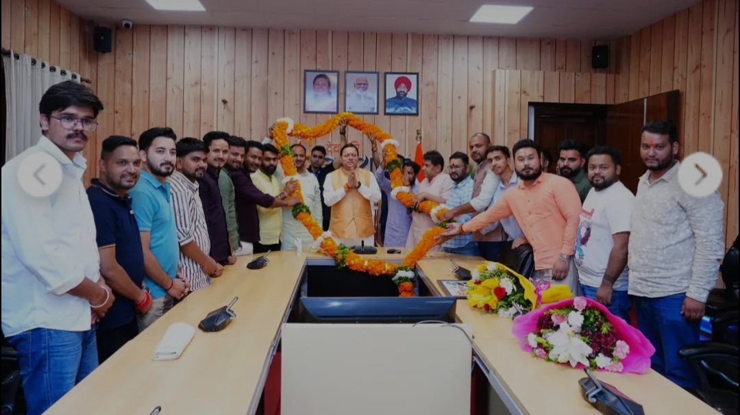 उत्तराखंड में मुख्यमंत्री ने मुख्य सेवक सदन में युवा मोर्चा के ऊर्जावान साथियों से आत्मीय संवाद किया।
