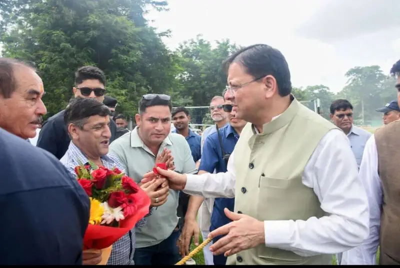 उत्तराखंड के हल्द्वानी पहुंचे मुख्यमंत्री धामी, जनता की समस्याएं सुनीं, अधिकारियों को त्वरित समाधान के निर्देश।