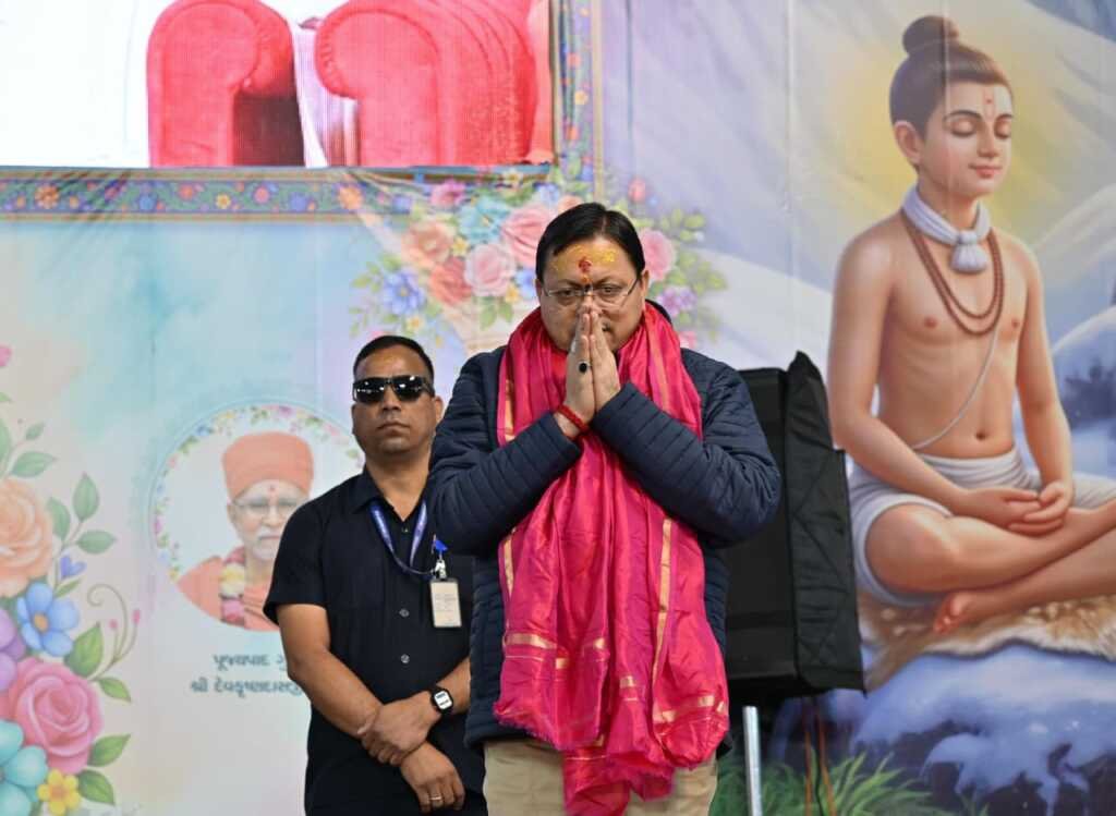 उत्तराखंड में श्री बदरीनाथ धाम में मुख्यमंत्री धामी ने की पूजा-अर्चना, मास्टर प्लान के कार्यों का लिया जायजा।