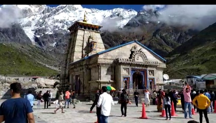 उत्तराखंड के केदारनाथ में बढ़ती भीड़ के साथ बढ़ा कचरा, 5 महीने में 50.3 टन कचरा निकला, पिछले साल से ढाई गुना ज्यादा।