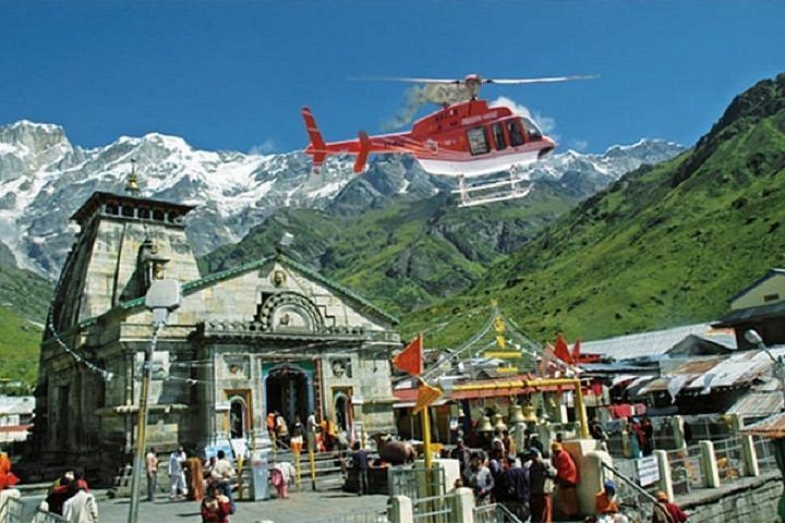 उत्तराखंड में केदारनाथ धाम के लिए हेली टिकट बुकिंग शुरू, पहले दिन ही 55 प्रतिशत सीटें फुल।