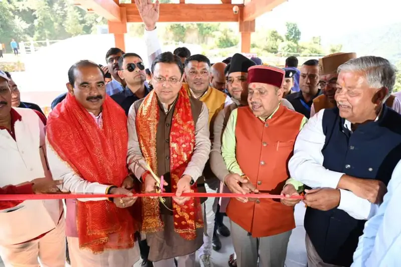 उत्तराखंड के चंपावत में मुख्यमंत्री धामी ने 96 करोड़ रुपये की 16 विकास योजनाओं की सौगात दी।
