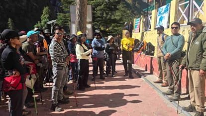 उत्तराखंड के उत्तरकाशी में गोमुख-गंगोत्री ग्लेशियर की ऊंची चोटियां ट्रैकिंग के लिए खुला, तपोवन-केदारताल के लिए अभी इंतजार।